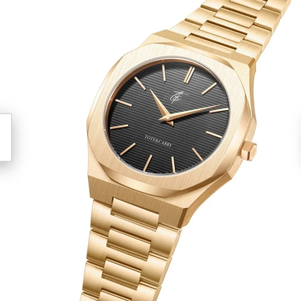 Gold watch - Picture 4 of 5